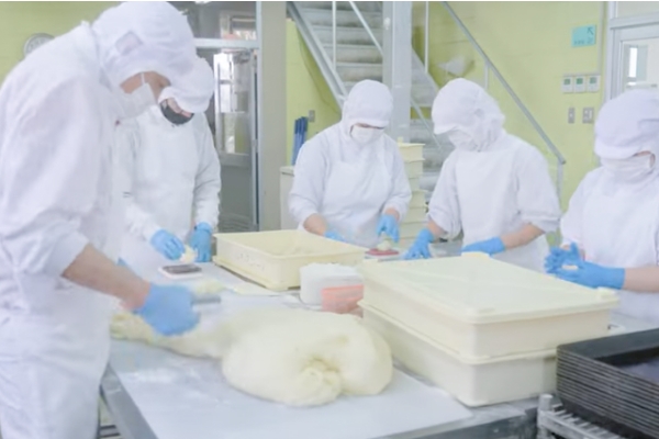 スターベーカリー（製パン工場）